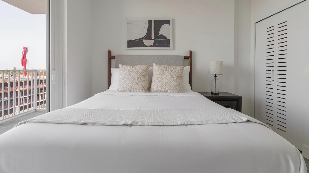 Photo of Bedroom in Hialeah