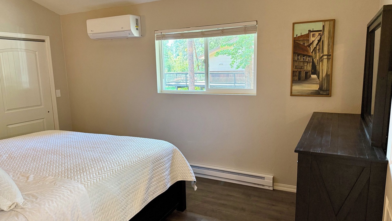 Photo of Bedroom in Finley Point