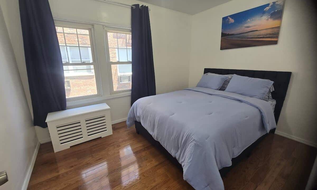 Photo of Bedroom in Kearny