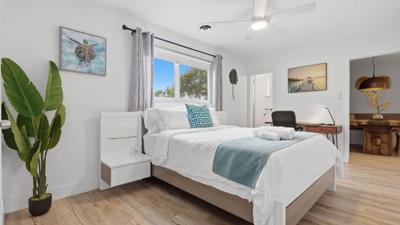 Photo of Bedroom in Hollywood Hills