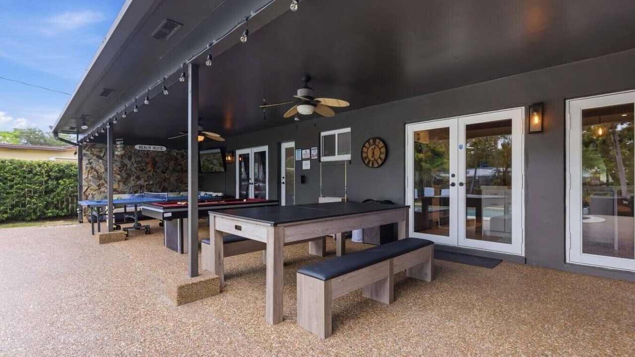 Photo of Outdoor in Hollywood Hills