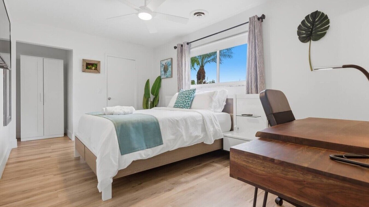 Photo of Bedroom in Hollywood Hills