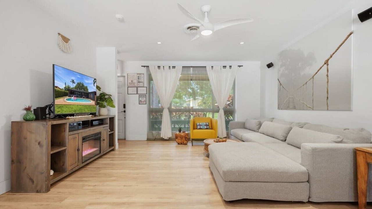 Photo of Livingroom in Hollywood Hills