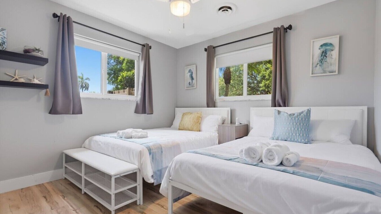 Photo of Bedroom in Hollywood Hills
