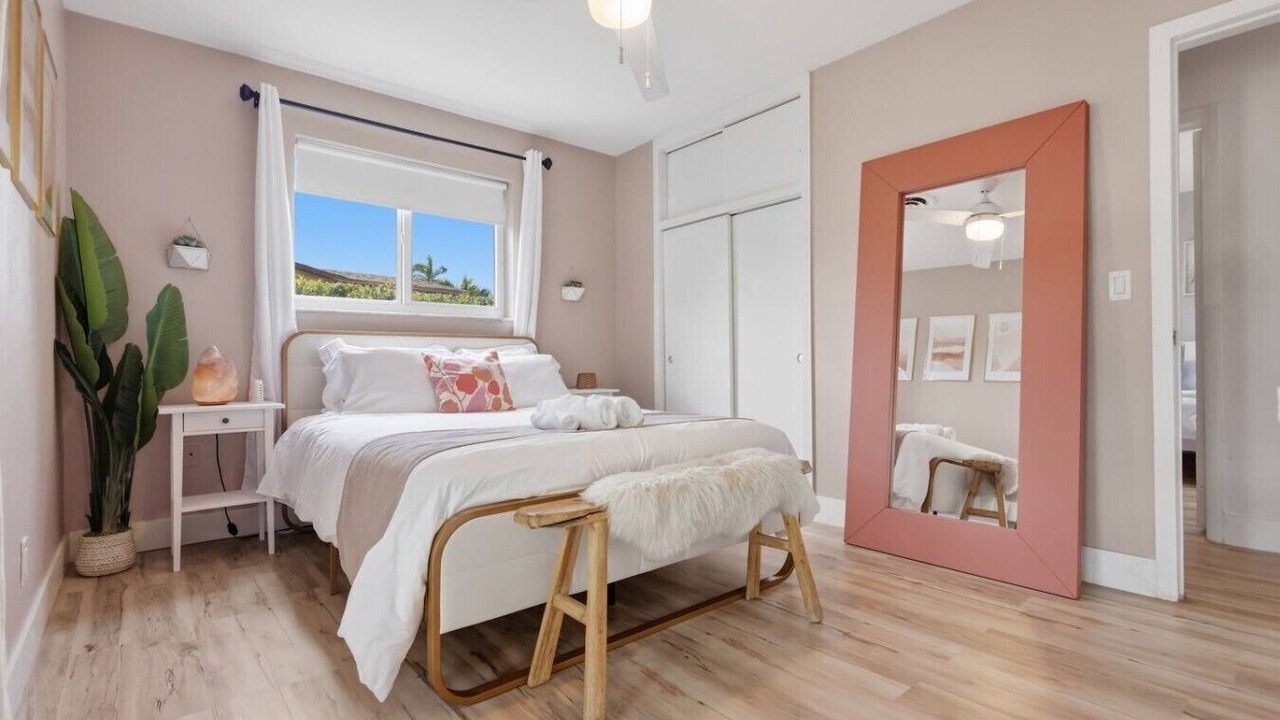 Photo of Bedroom in Hollywood Hills