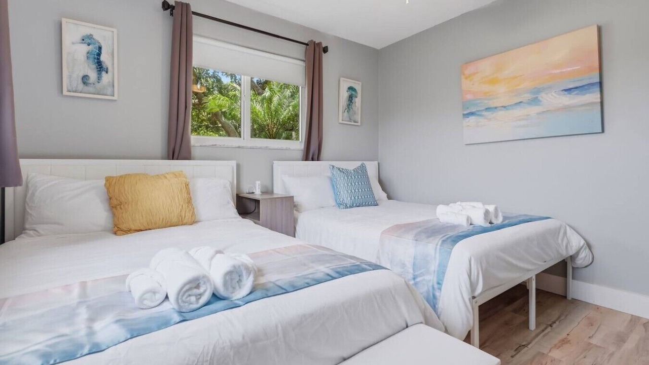Photo of Bedroom in Hollywood Hills