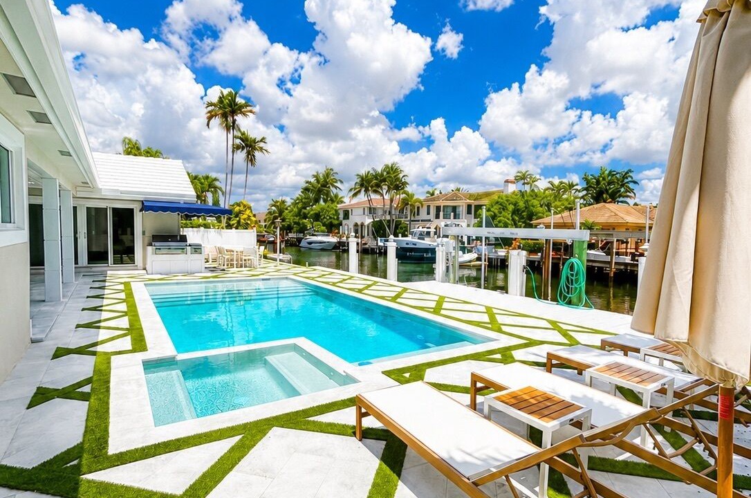 Photo of Outdoor in Boca Bay Colony