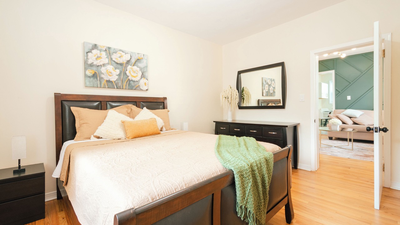 Photo of Bedroom in Belleville
