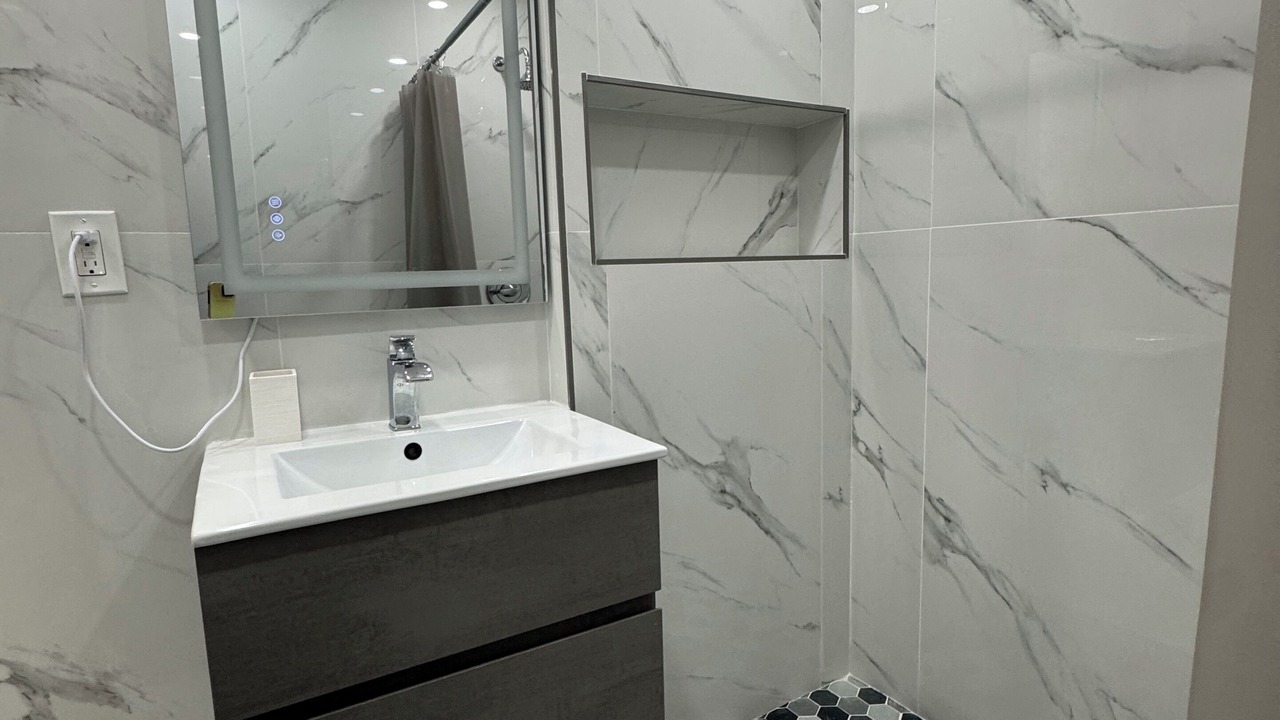 Photo of Bathroom in Miami Gardens