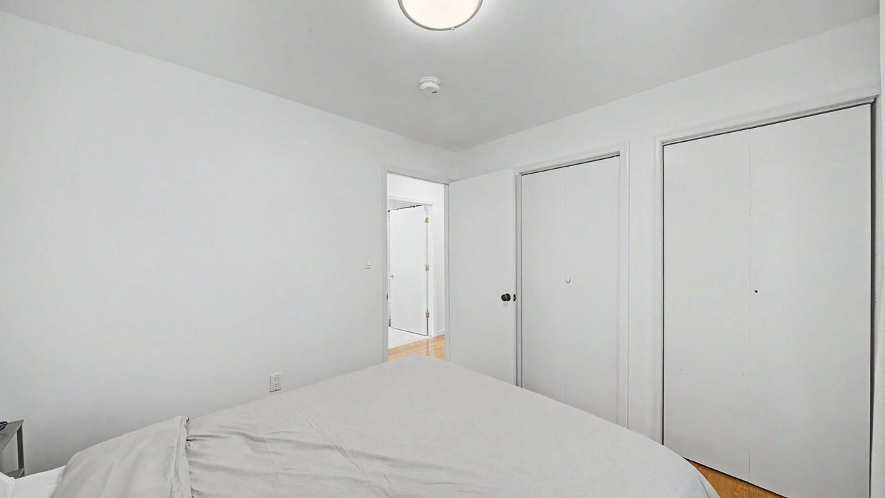 Photo of Bedroom in East Newark