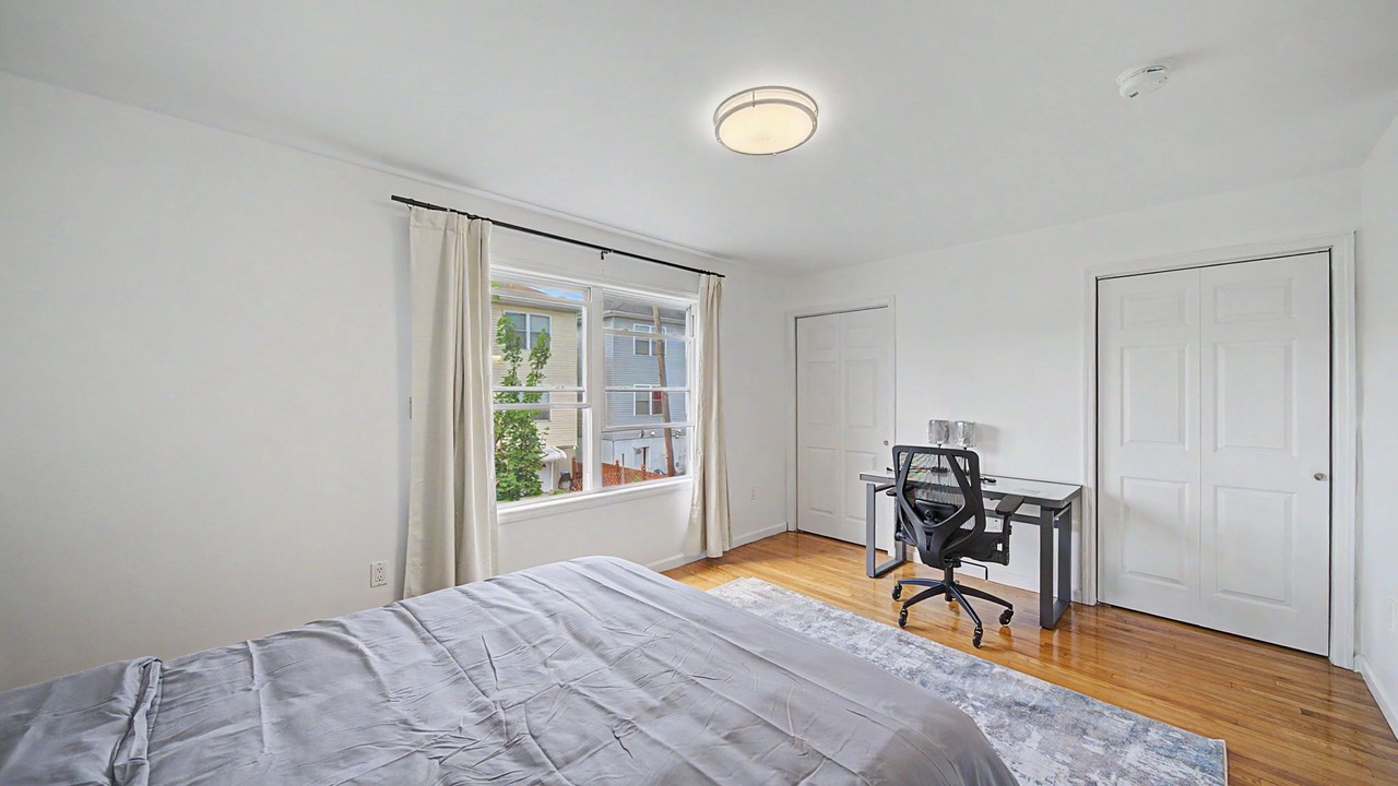 Photo of Bedroom in East Newark