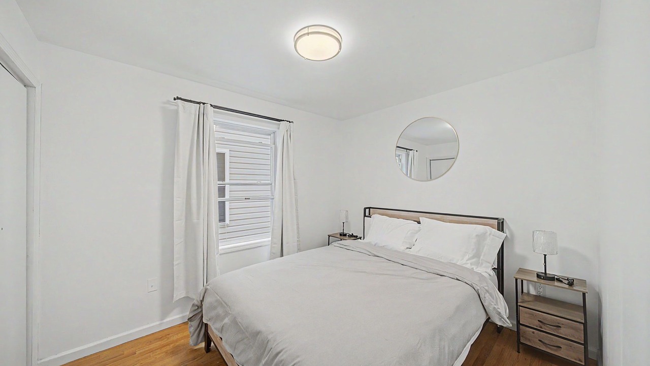 Photo of Bedroom in East Newark