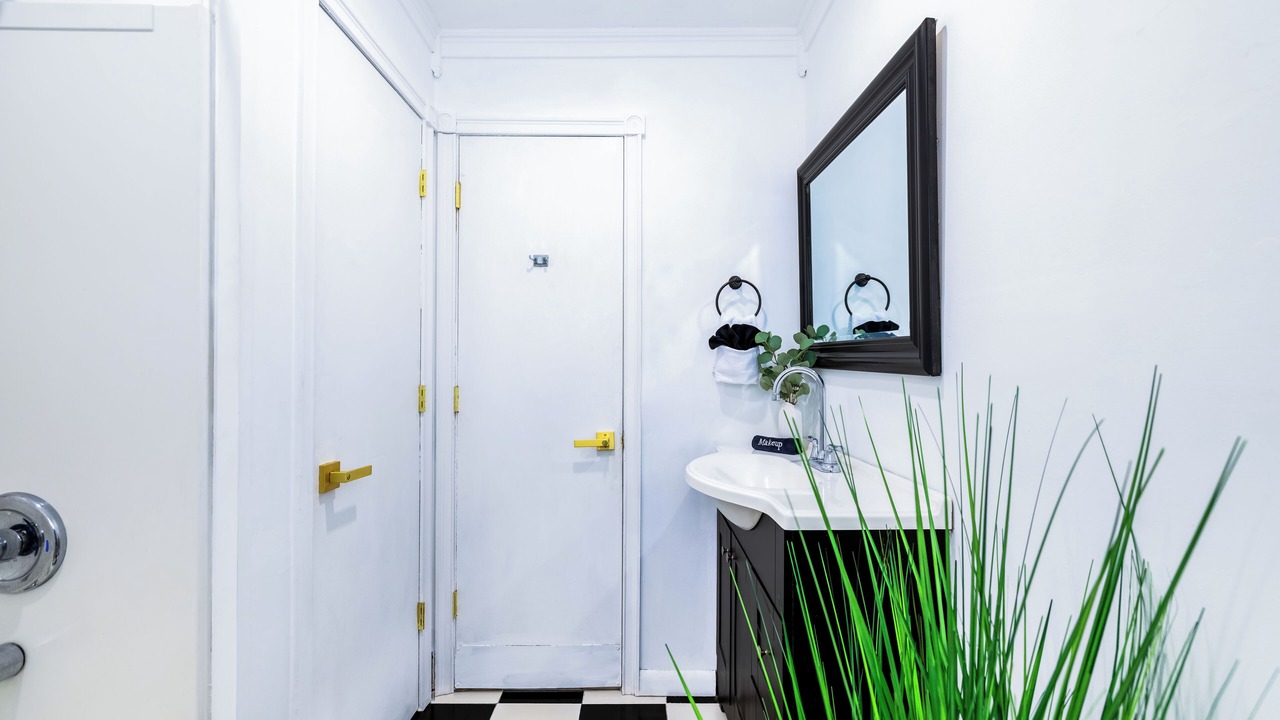 Photo of Bathroom in Pembroke Pines