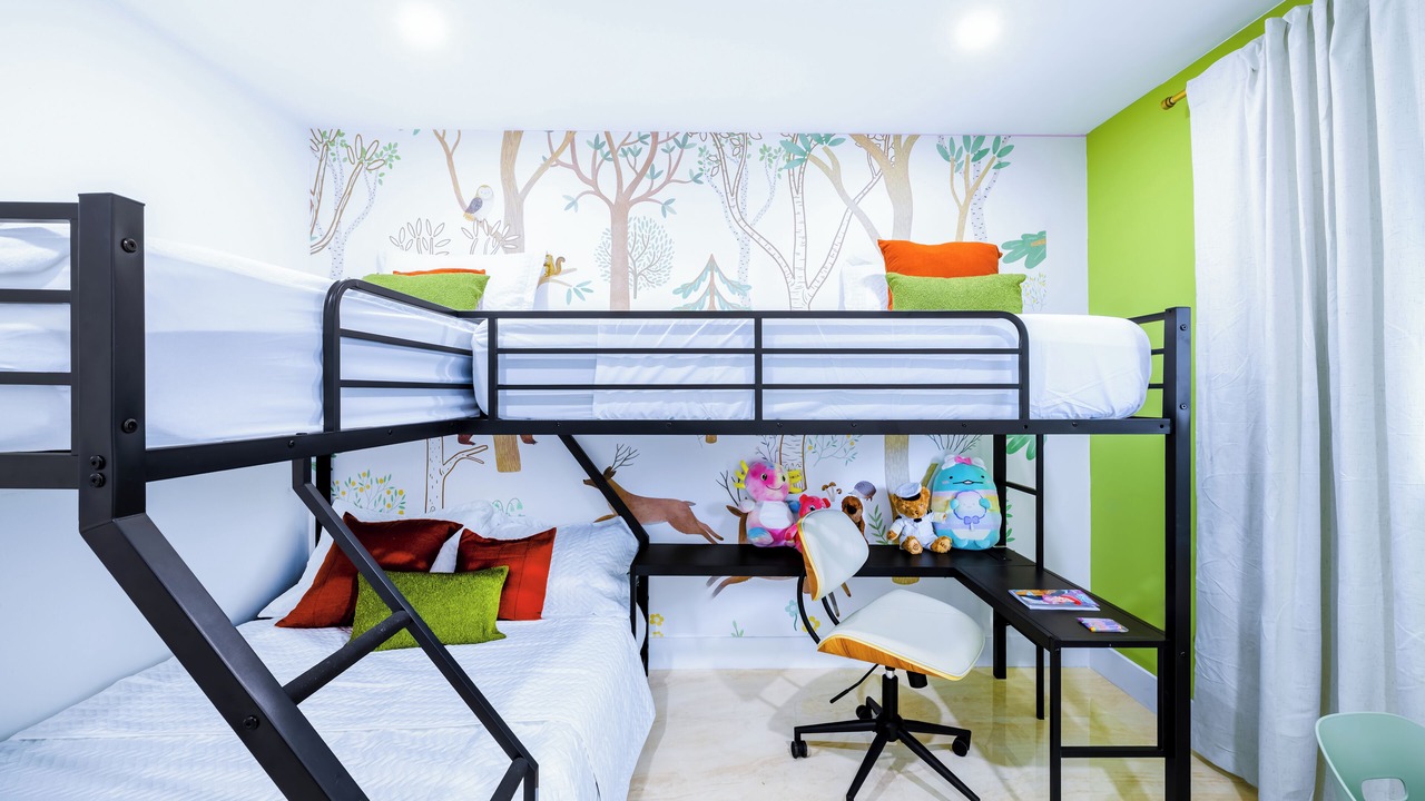 Photo of Bedroom in Pembroke Pines