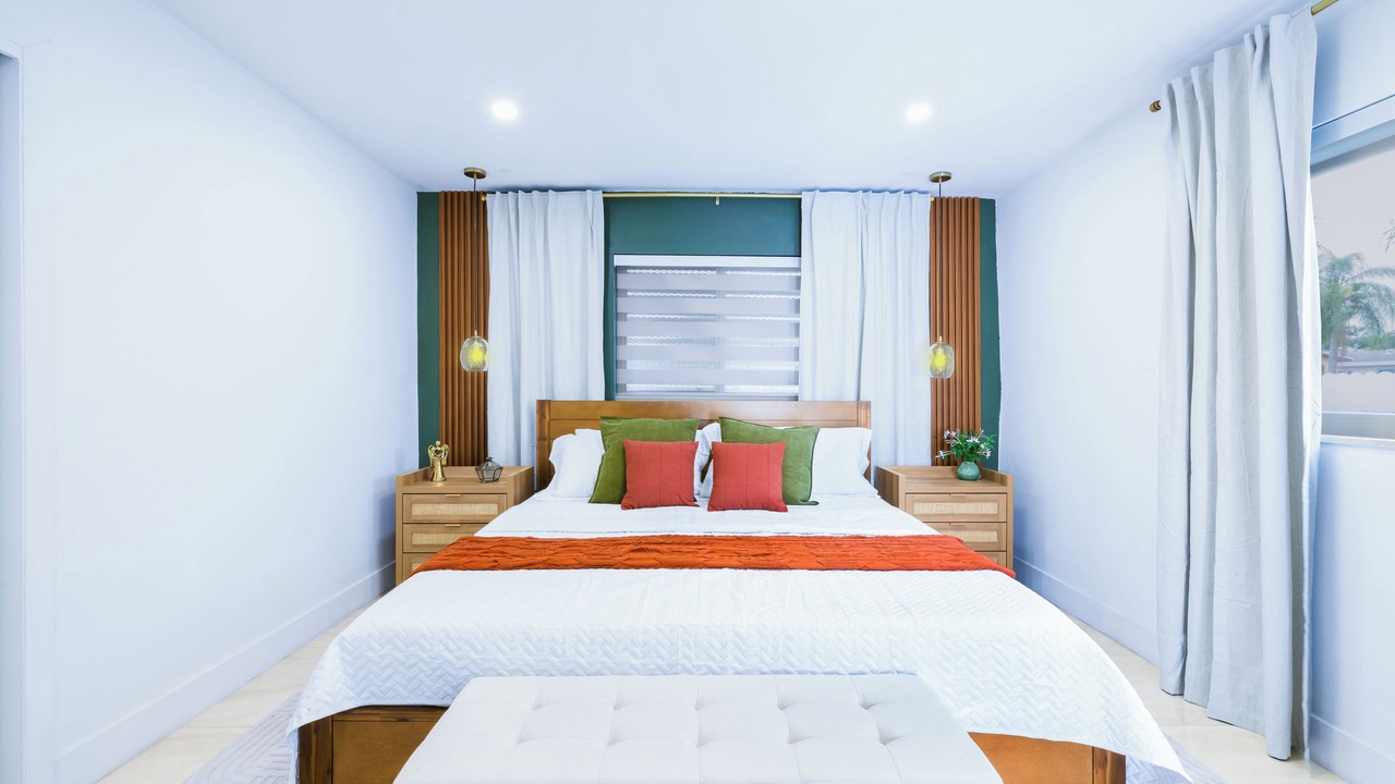 Photo of Bedroom in Pembroke Pines