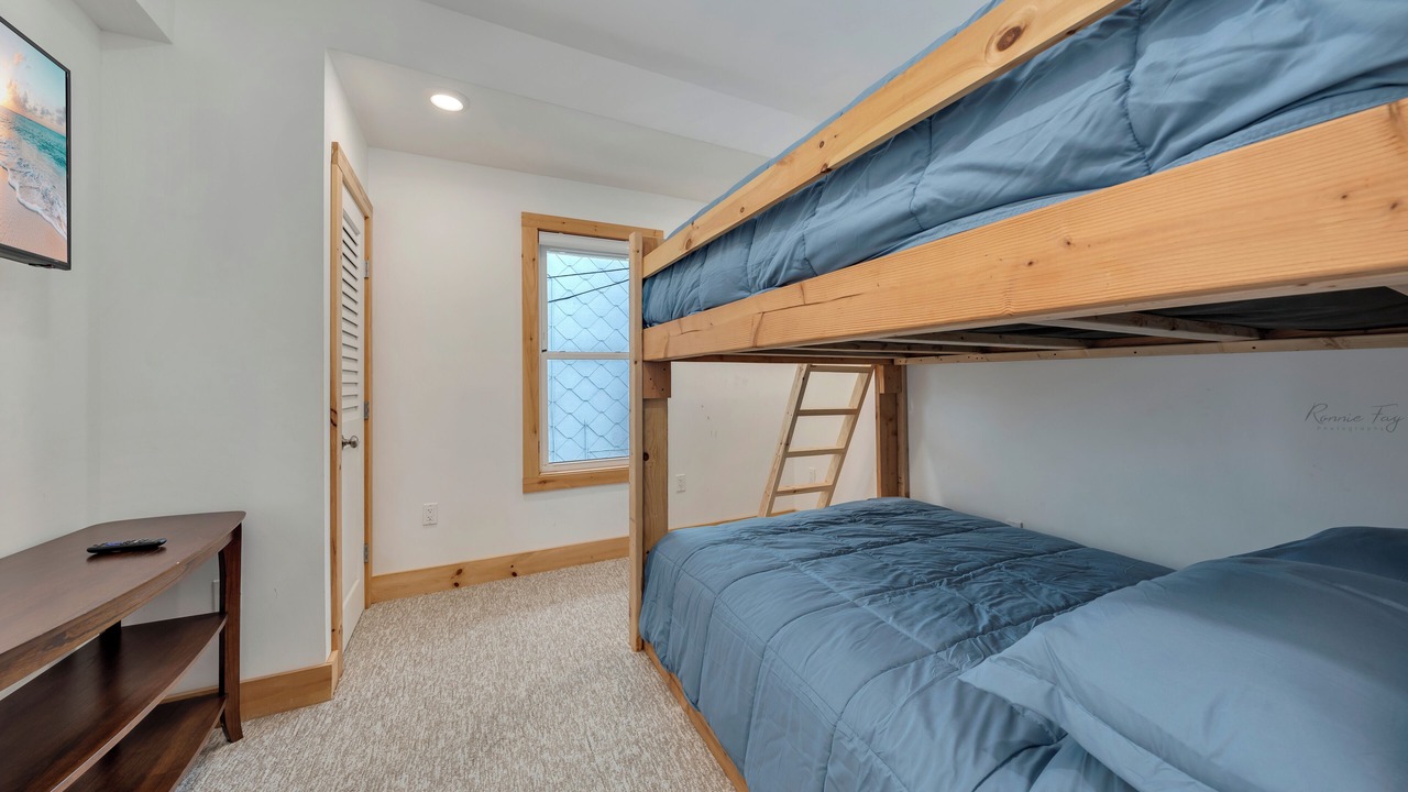 Photo of Bedroom in Wildwood