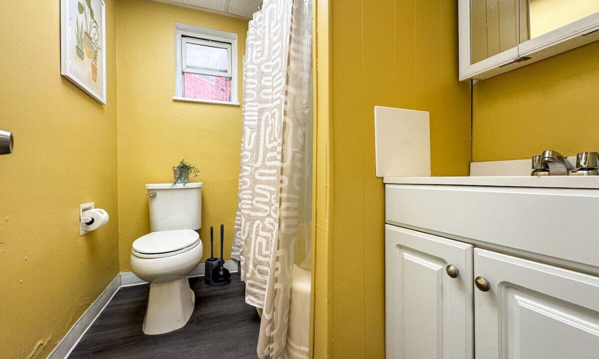 Photo of Bathroom in Mount Oliver