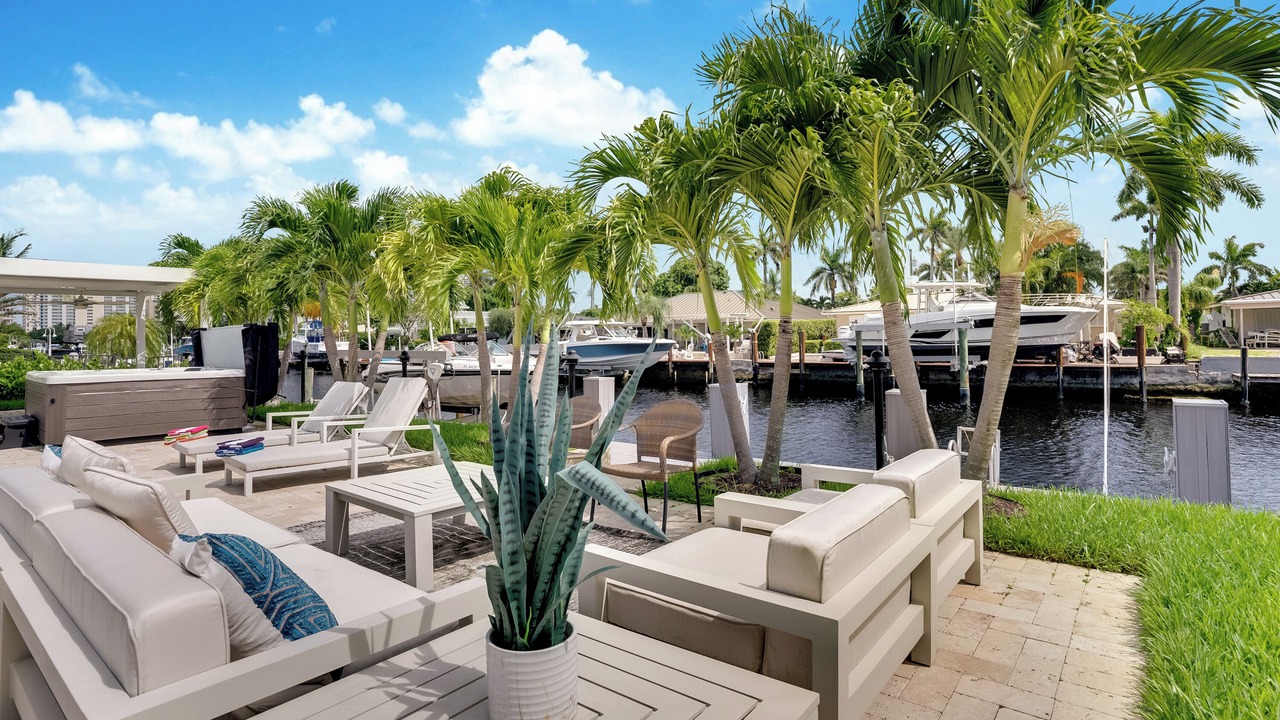 Photo of Patio Balcony in Harbor Village