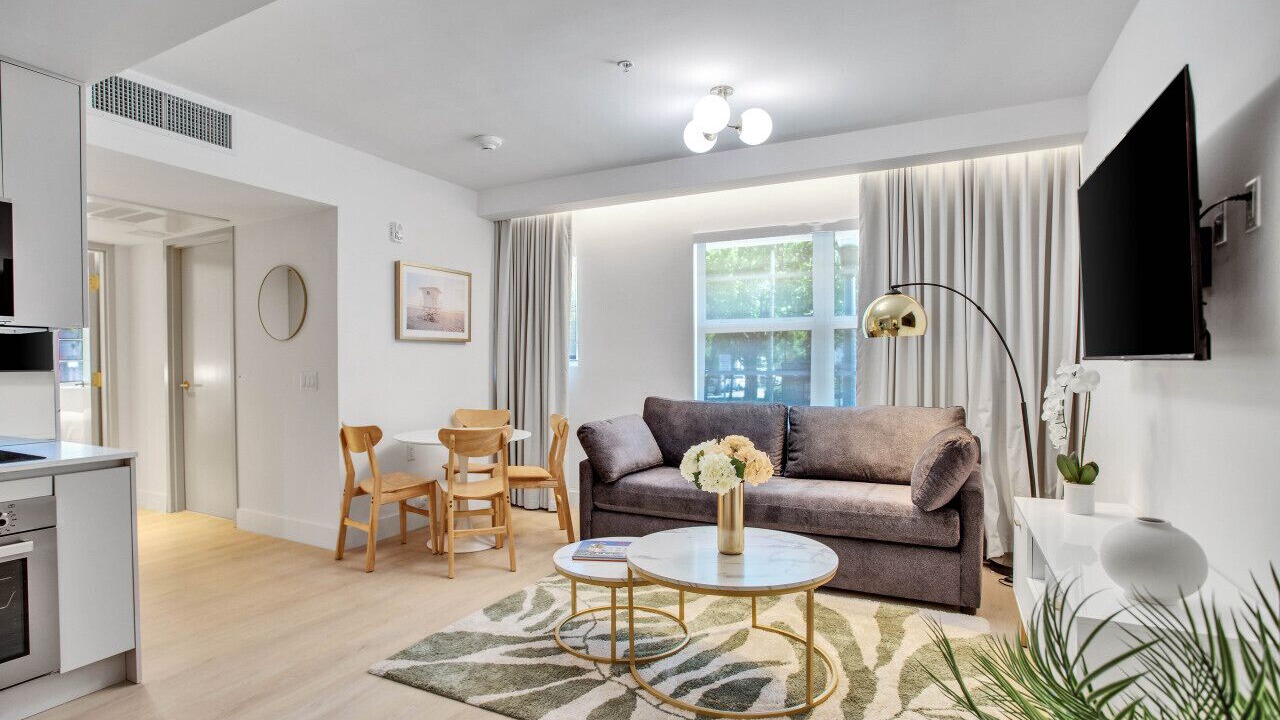 Photo of Livingroom in South Pointe
