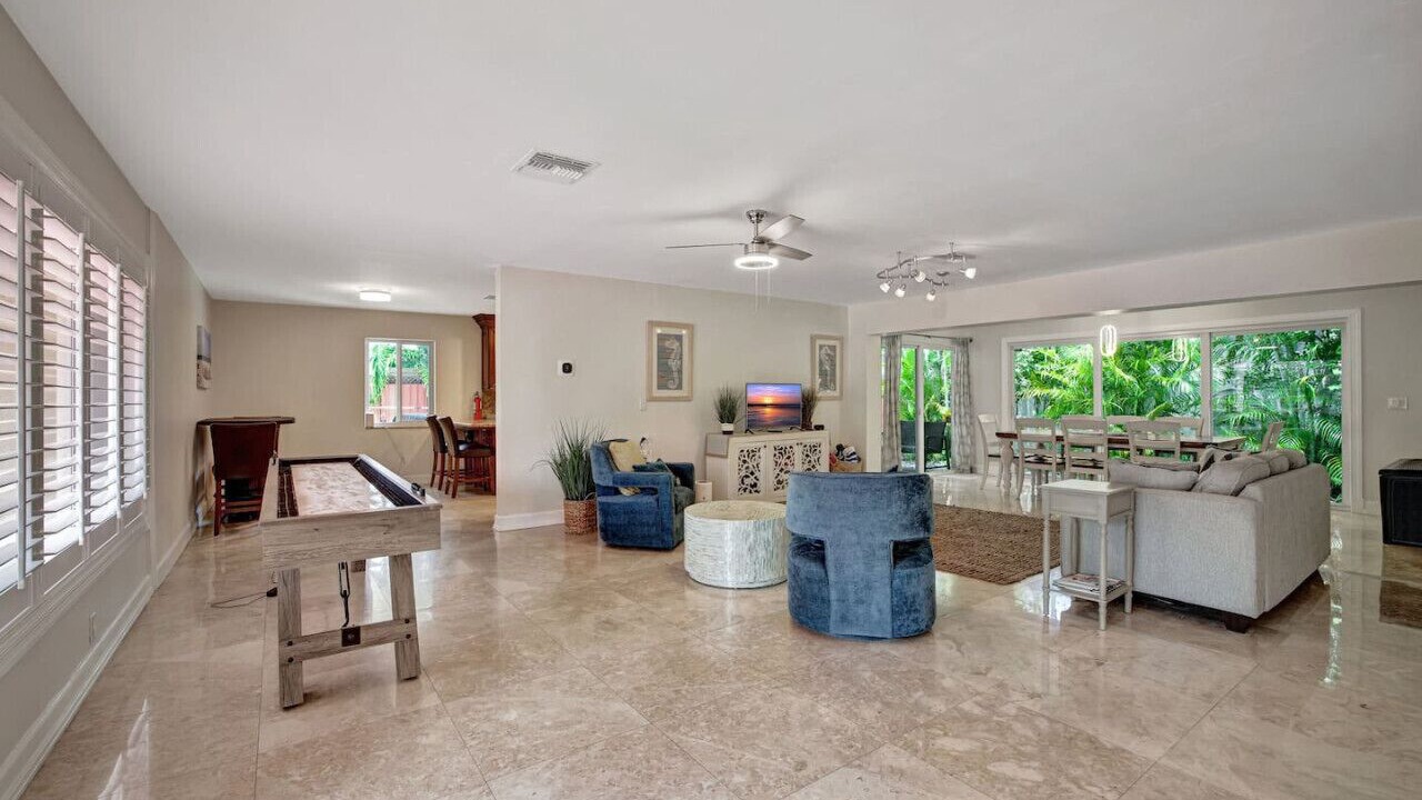 Photo of Livingroom in Lauderdale-by-the-Sea