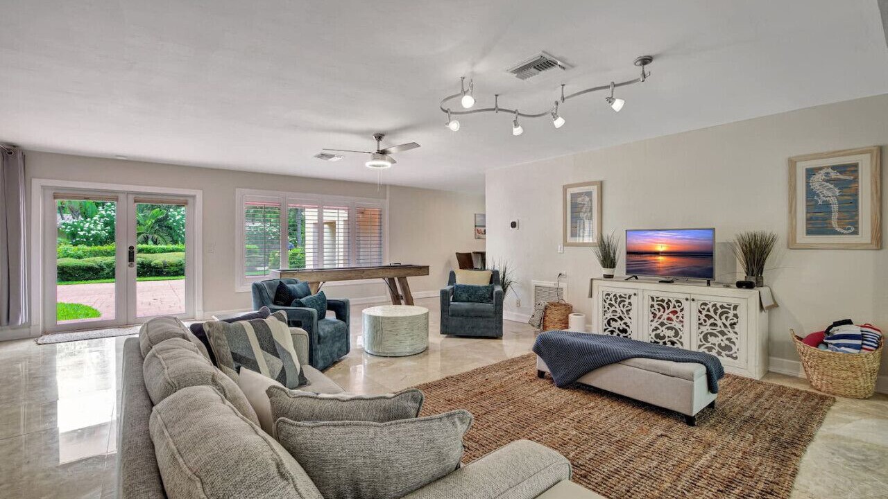 Photo of Bedroom in Lauderdale-by-the-Sea