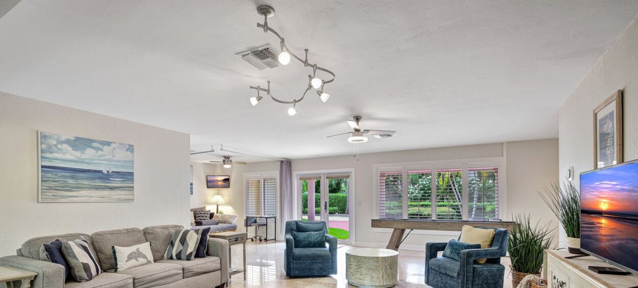 Photo of Livingroom in Lauderdale-by-the-Sea