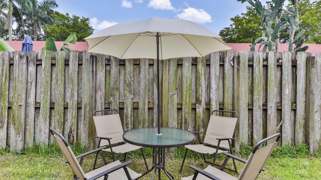 Photo of Outdoor in River Oaks