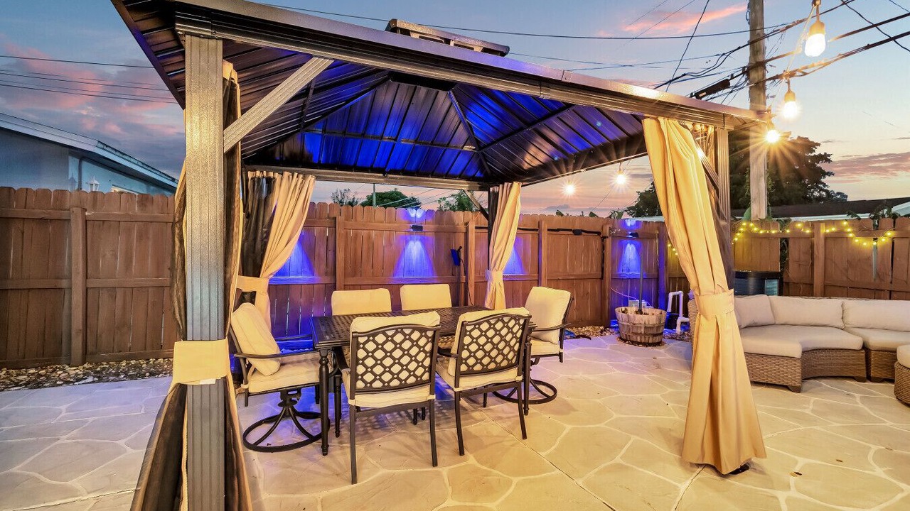 Photo of Outdoor in West Hollywood
