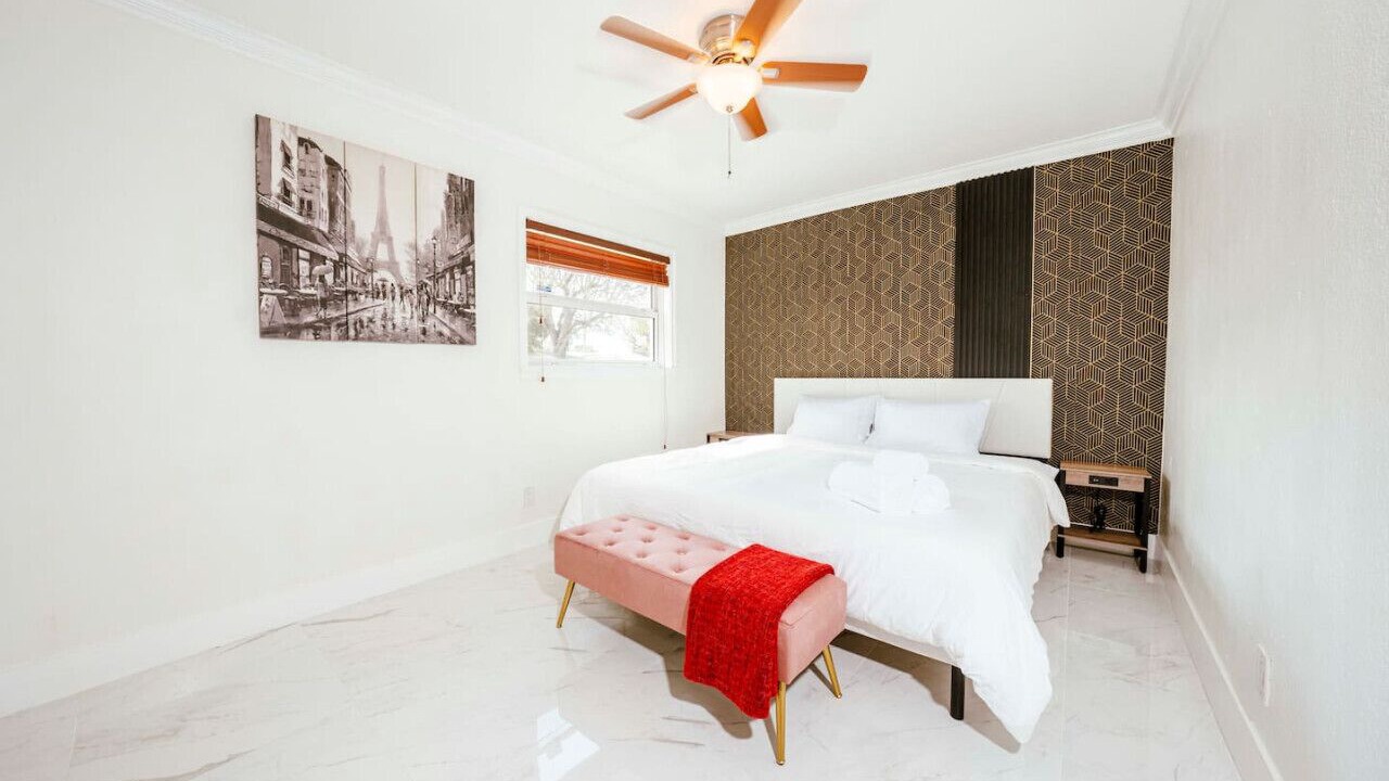 Photo of Bedroom in West Hollywood