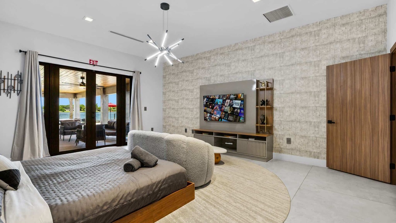 Photo of Bedroom in North Miami Beach