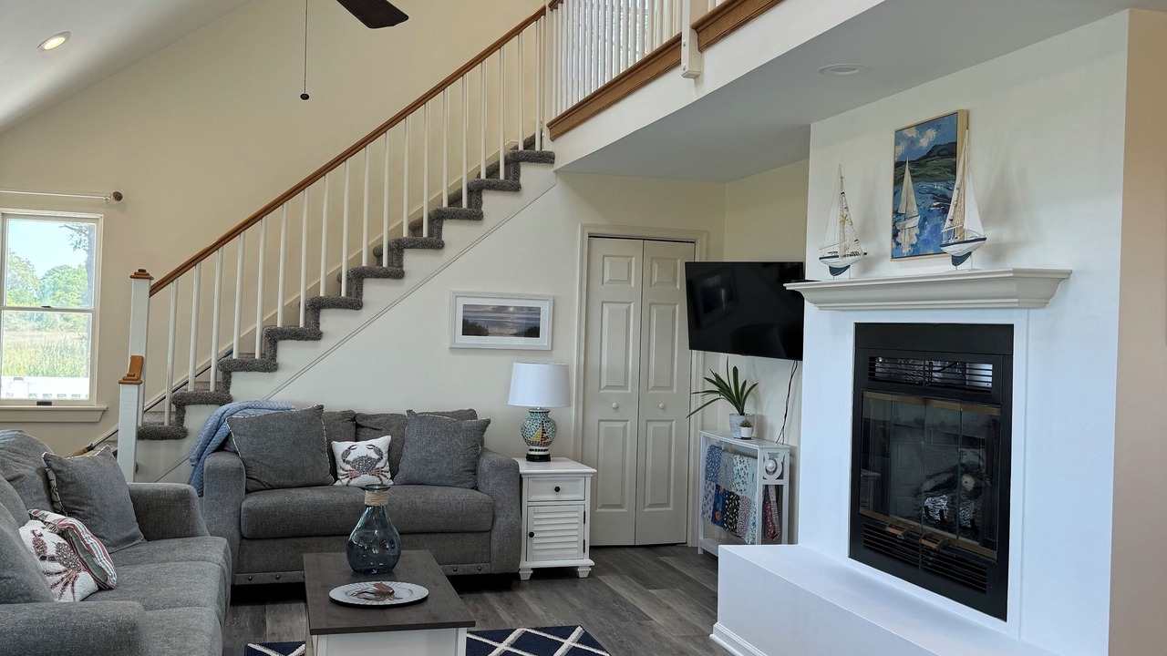 Photo of Livingroom in Frenchtown-Rumbly