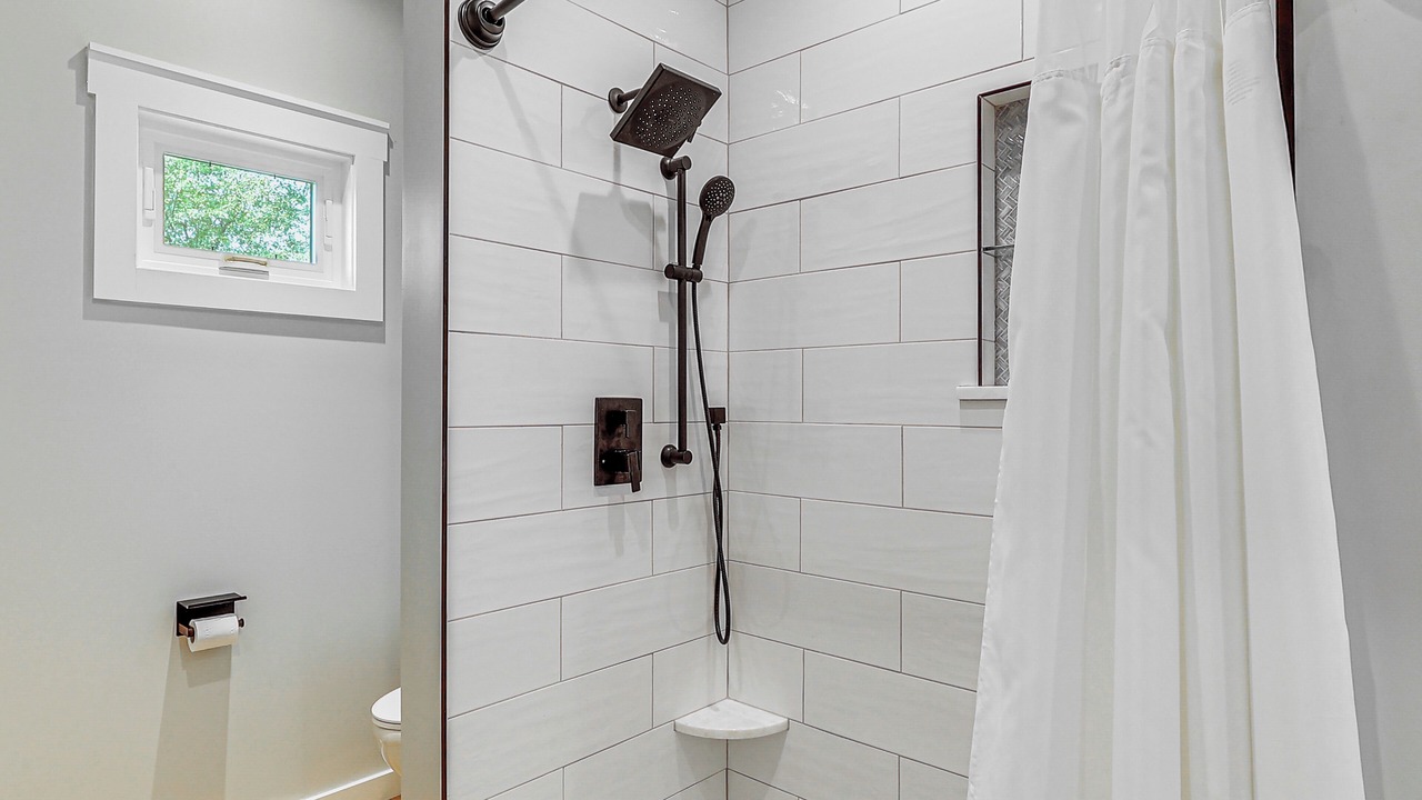 Photo of Bathroom in Rock Hall
