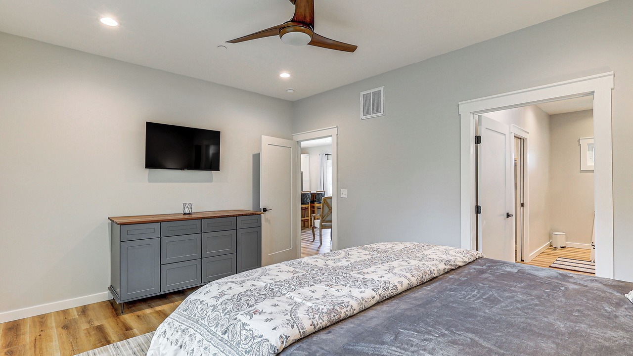 Photo of Bedroom in Rock Hall