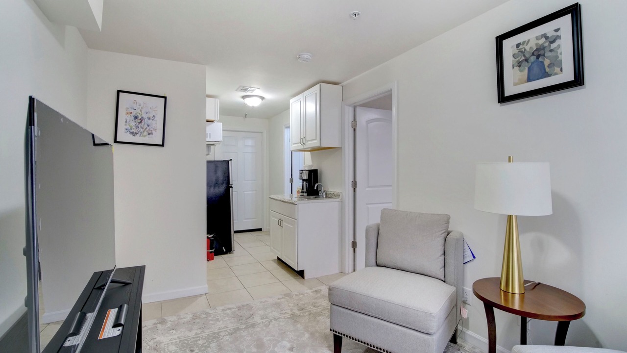 Photo of Livingroom in Newark