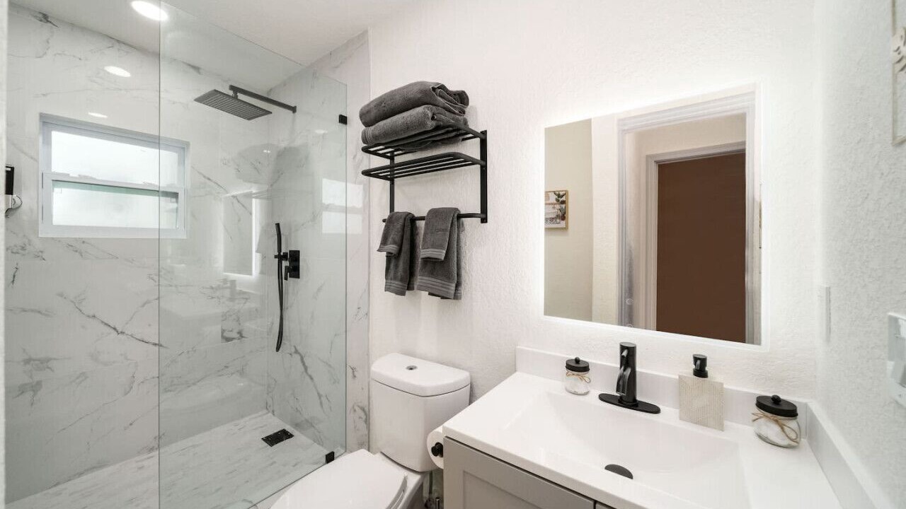Photo of Bathroom in Victoria Park