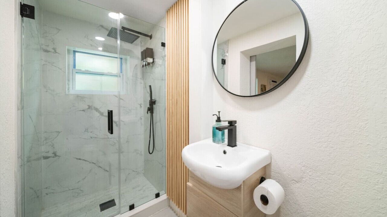 Photo of Bathroom in Victoria Park