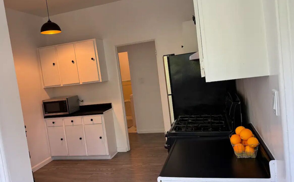 Photo of Kitchen in Pico - Robertson