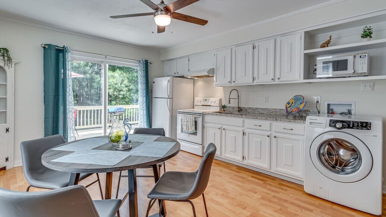 Photo of Kitchen in Coles Point