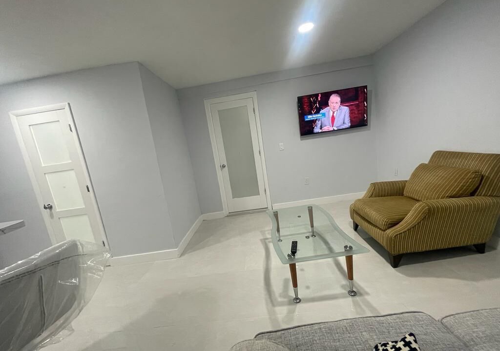 Photo of Livingroom in North Miami