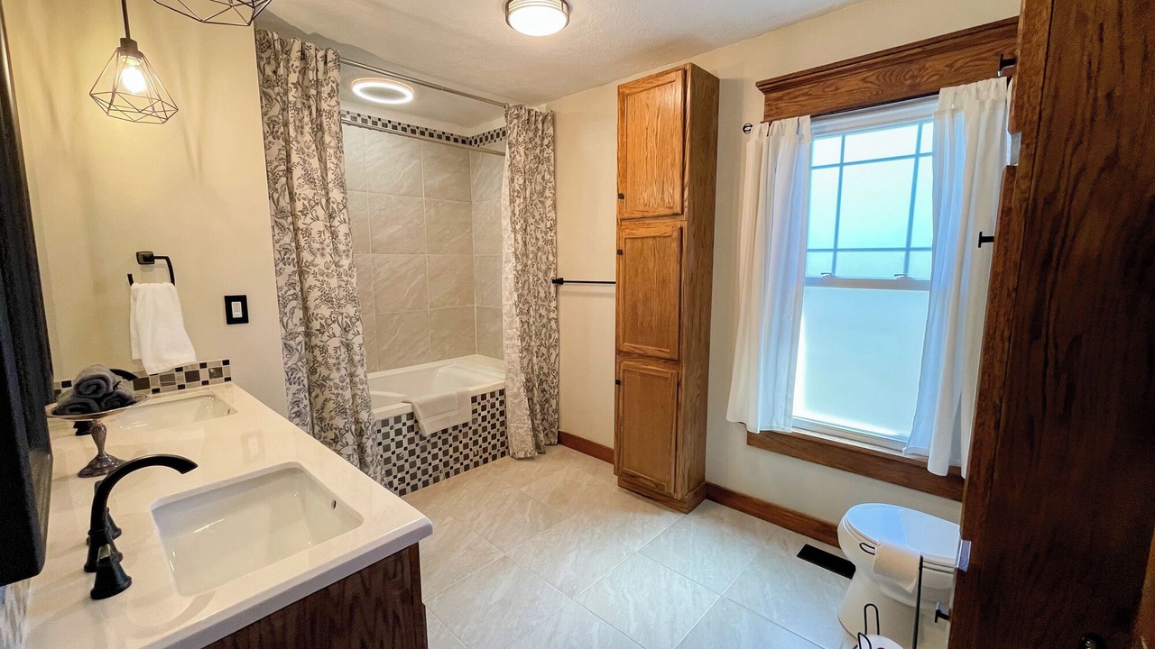 Photo of Bathroom in Millersburg