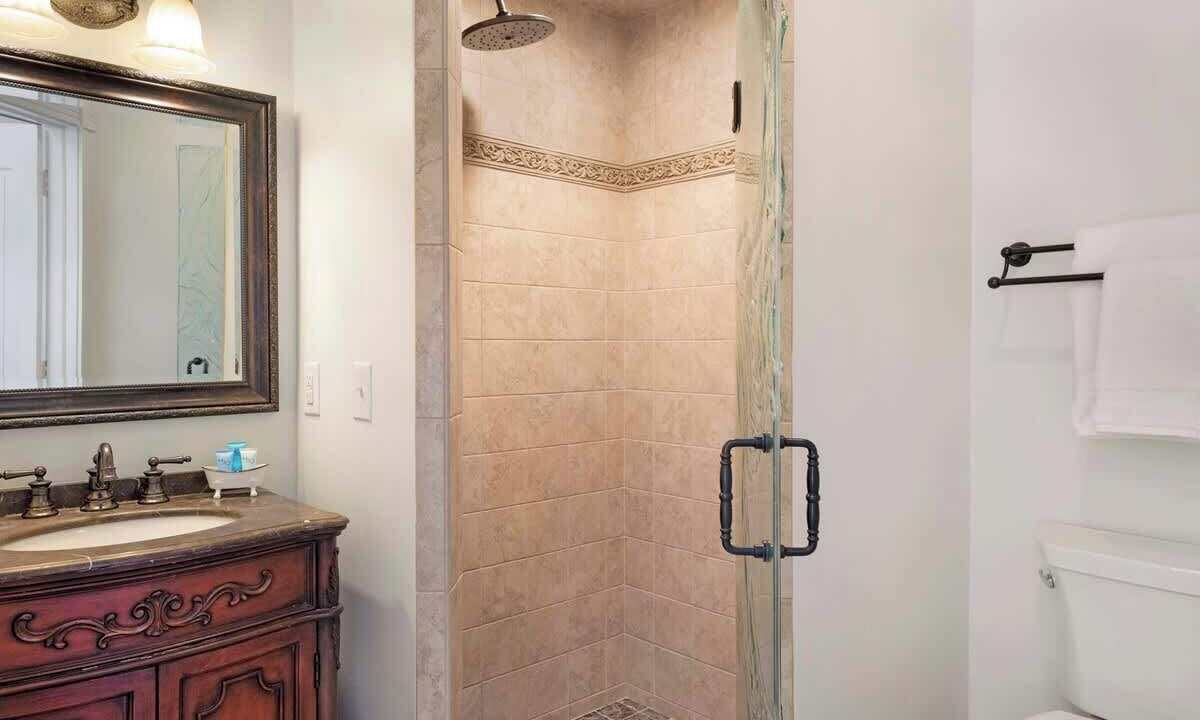Photo of Bathroom in North Downtown