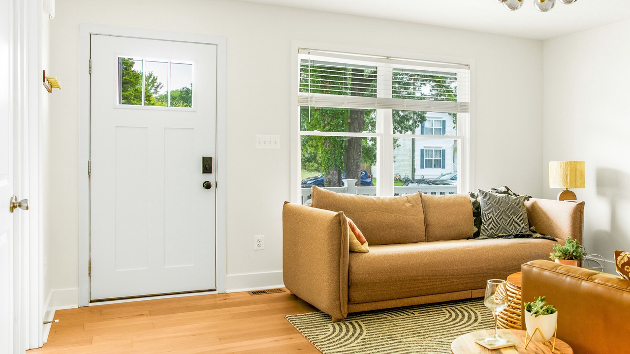 Photo of Livingroom in Issue