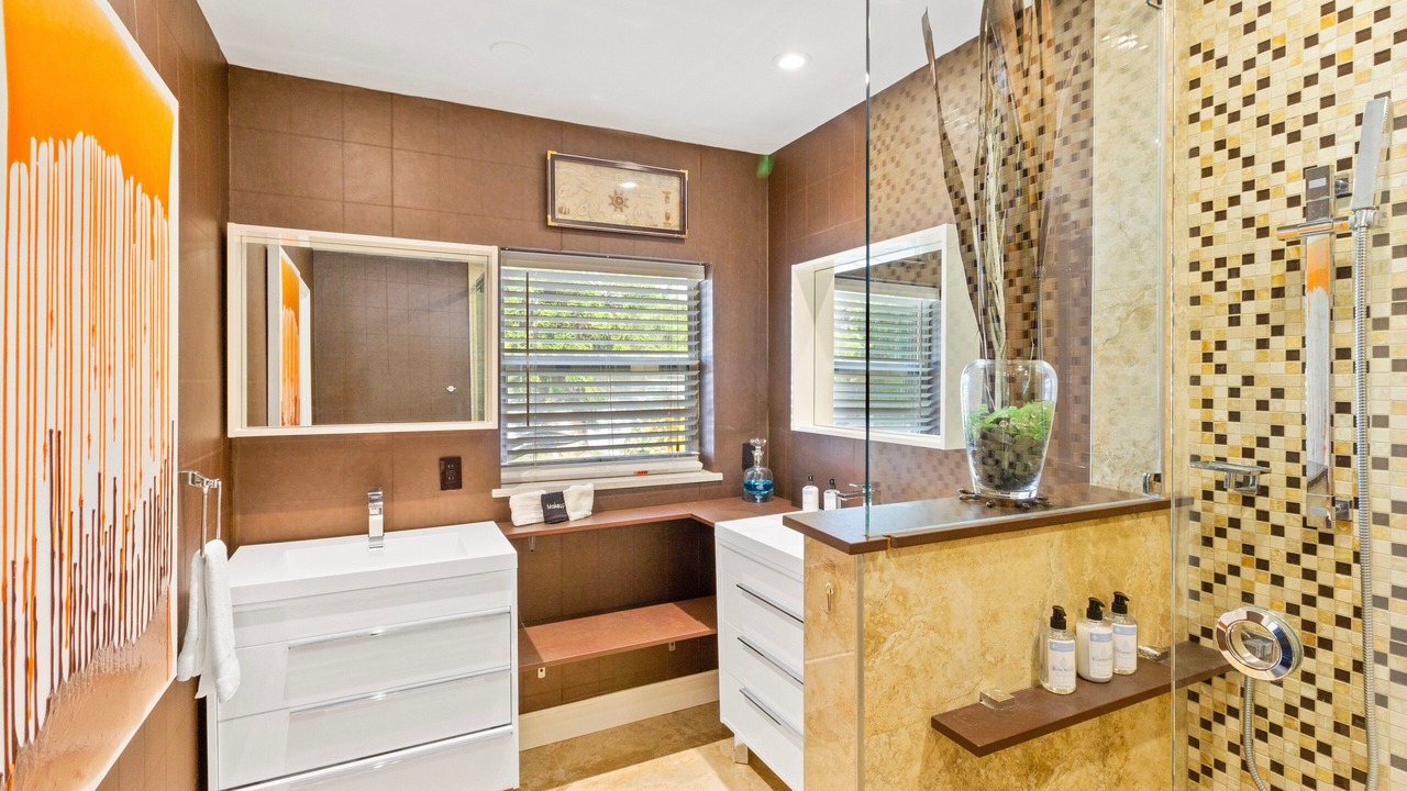 Photo of Bathroom in South Middle River