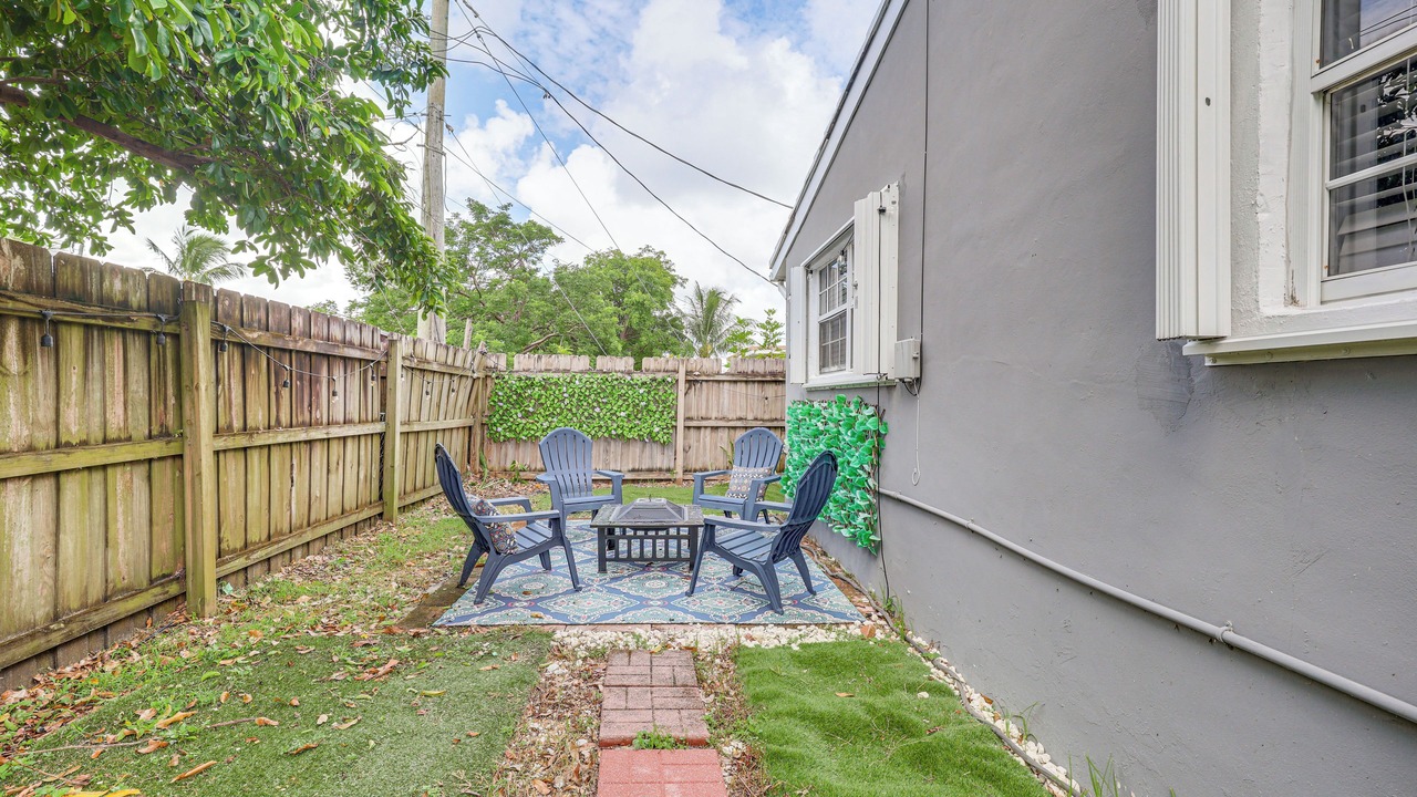 Photo of Patio Balcony in Highland Garden