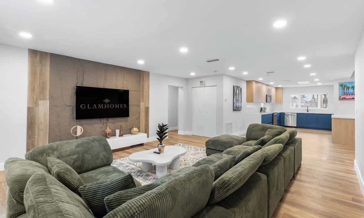 Photo of Livingroom in Plantation
