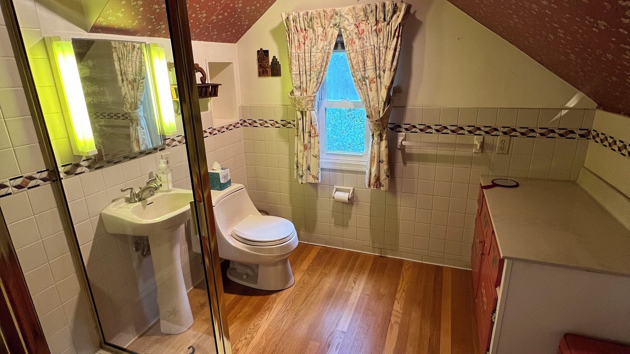 Photo of Bathroom in Wardour