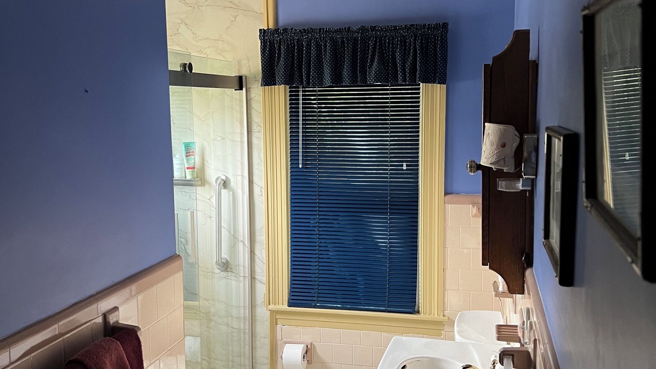 Photo of Bathroom in Wardour