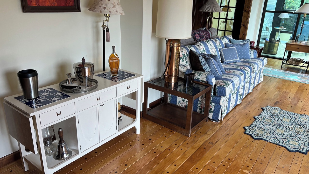 Photo of Livingroom in Wardour