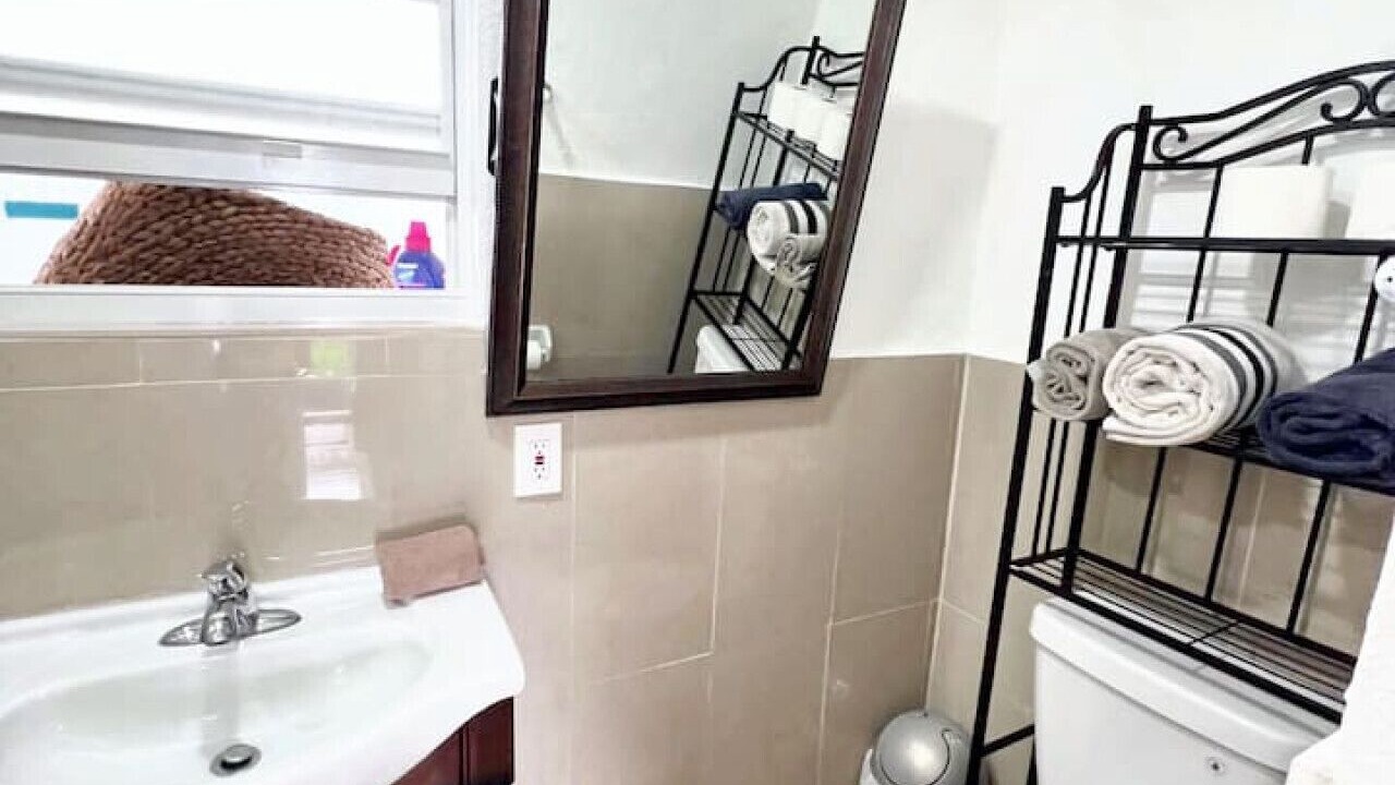 Photo of Bathroom in Miami Gardens