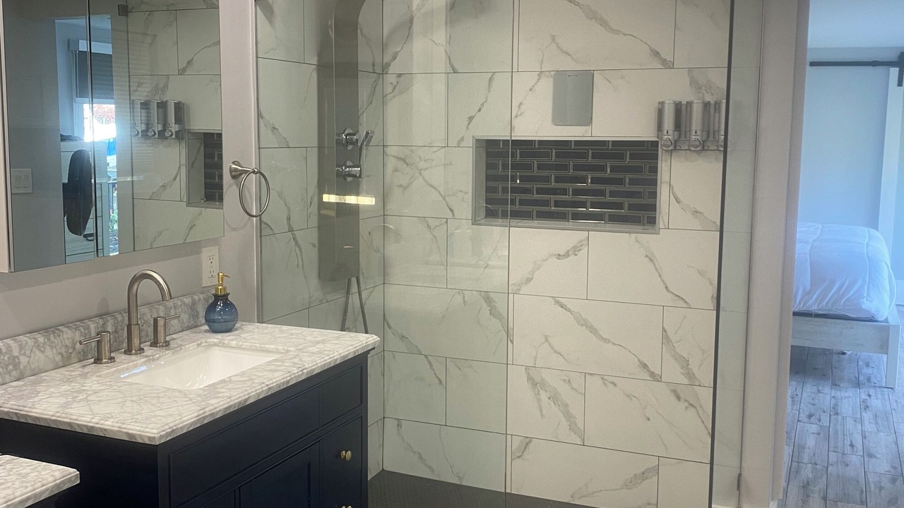 Photo of Bathroom in Riverside Park